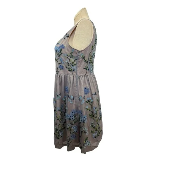 Women's Sundance L Sleeveless Dress‎ Mesh Overlay W/ Embroidered Forget Me Nots - Picture 4 of 7